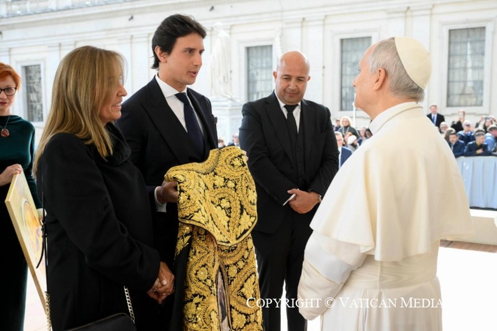 El Pontífice conversa con Roca Rey en el transcurso de la habitual audiencia de los miércoles.