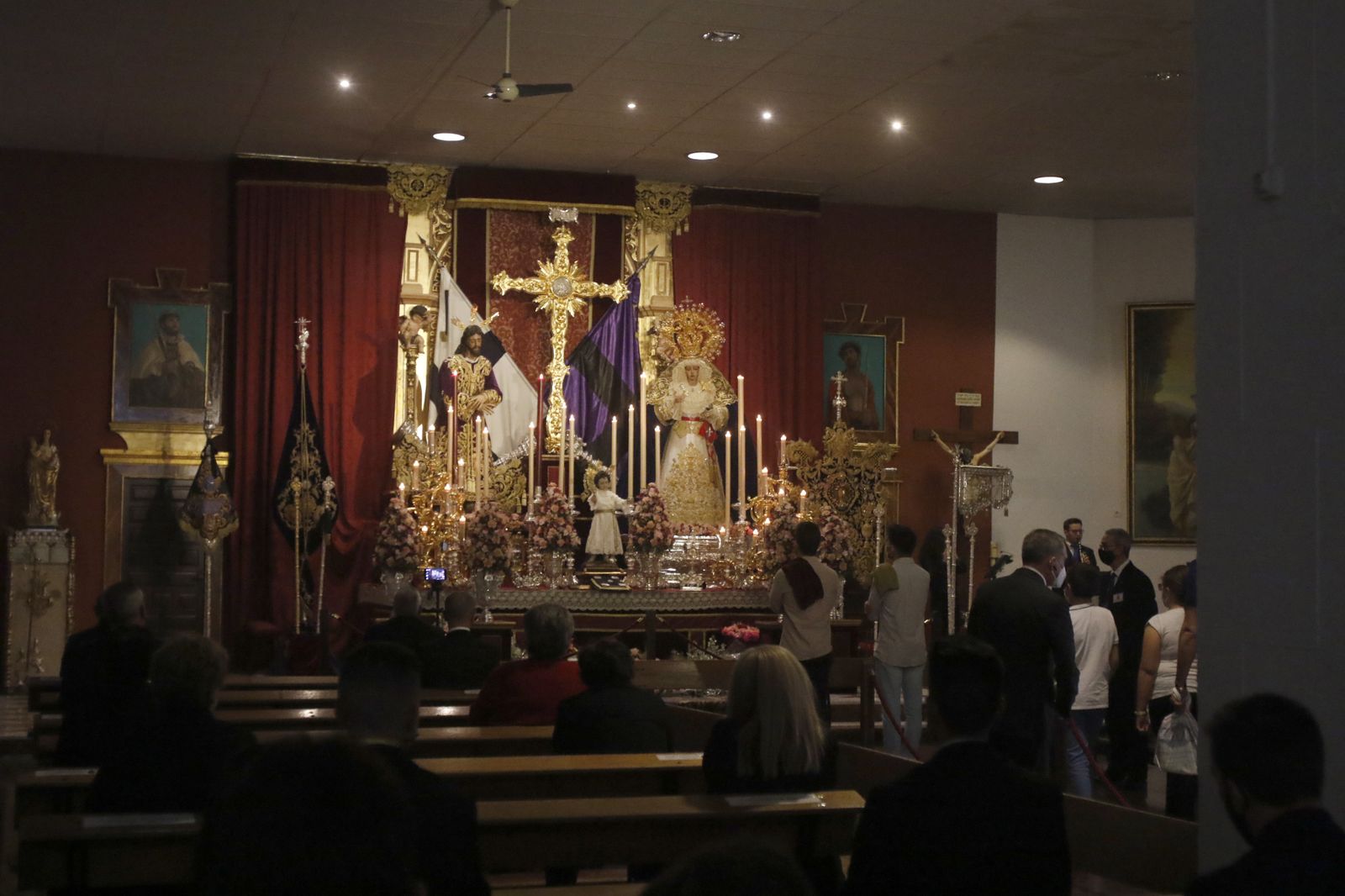 Ambiente en la parroquia de San Fernando.