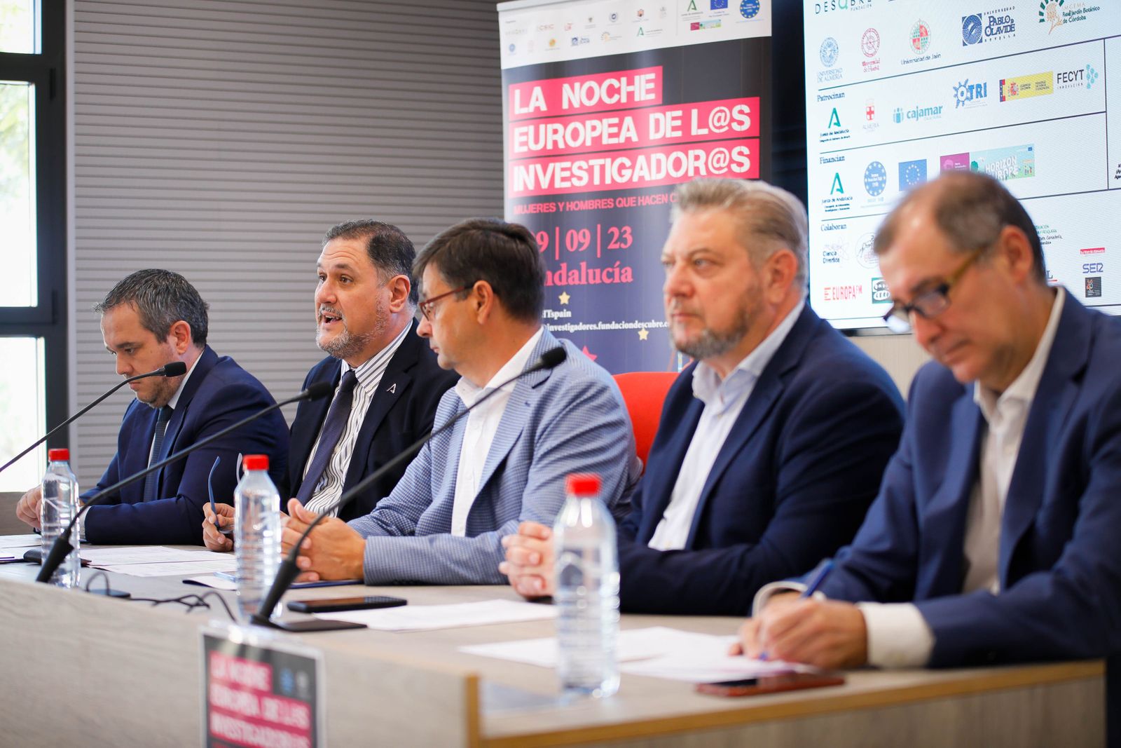 Fotogalería programa la noche europea de l@s investigador@s