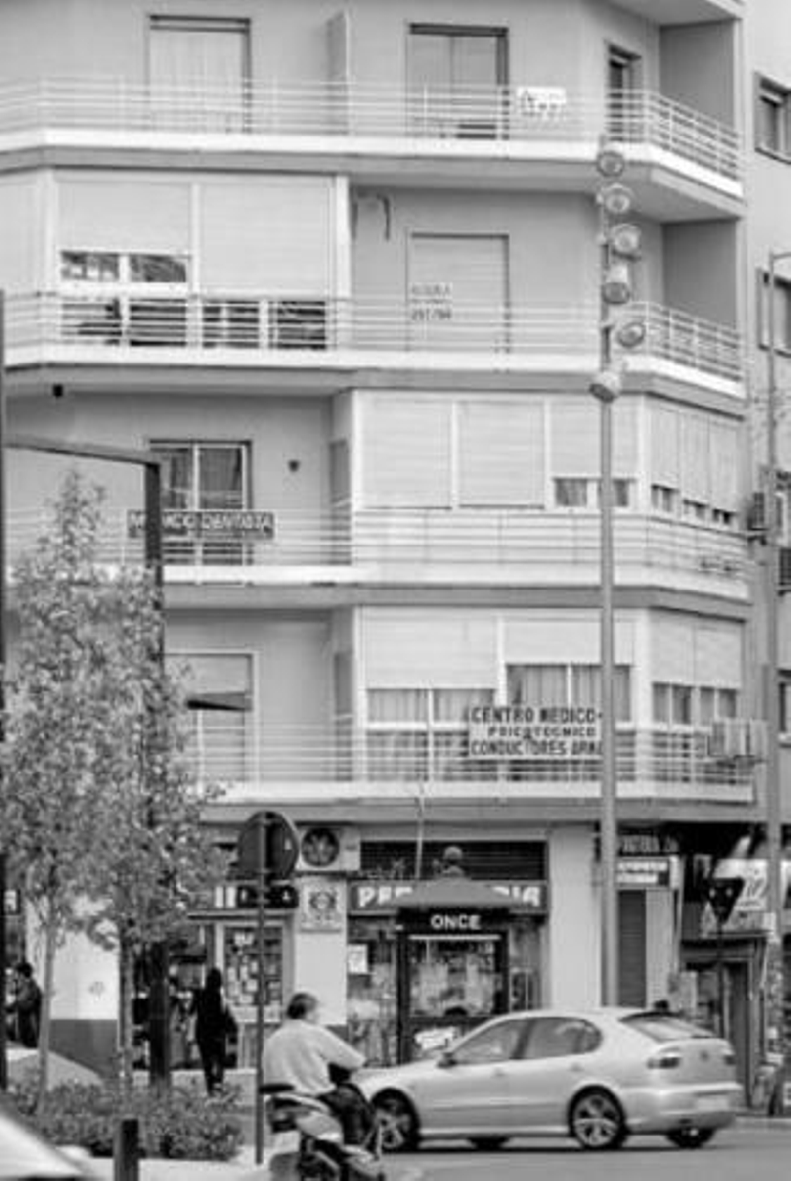 La capacidad de ahorro de los granadinos es una de las once más bajas de España.