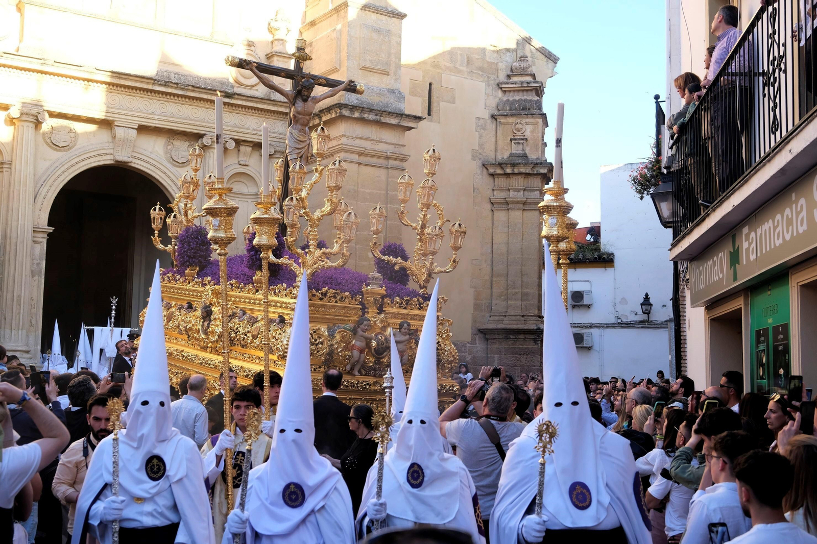 Miércoles Santo en Córdoba: la procesión de la Misericordia, en imágenes