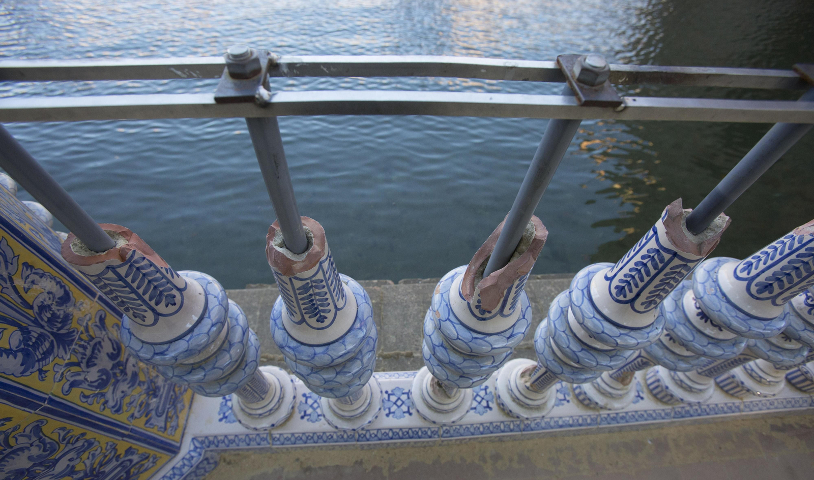Destrozos en la Plaza de España