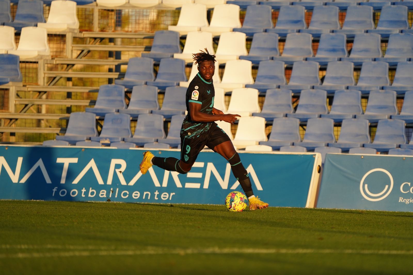 Las fotos del primer encuentro de la historia del Almería ante un rival italiano