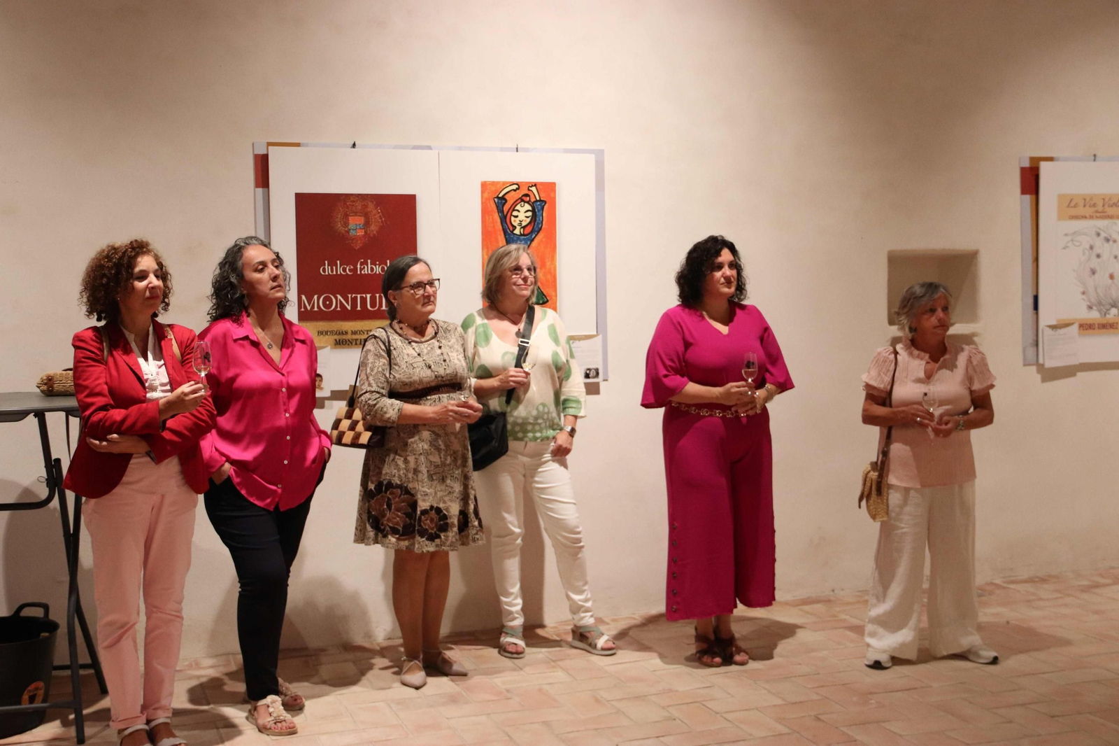 Las imágenes de la exposición de los vinos 'Con nombre de mujer' de Montilla Las imágenes de la exposición de los vinos 'Con nombre de mujer' de Montilla