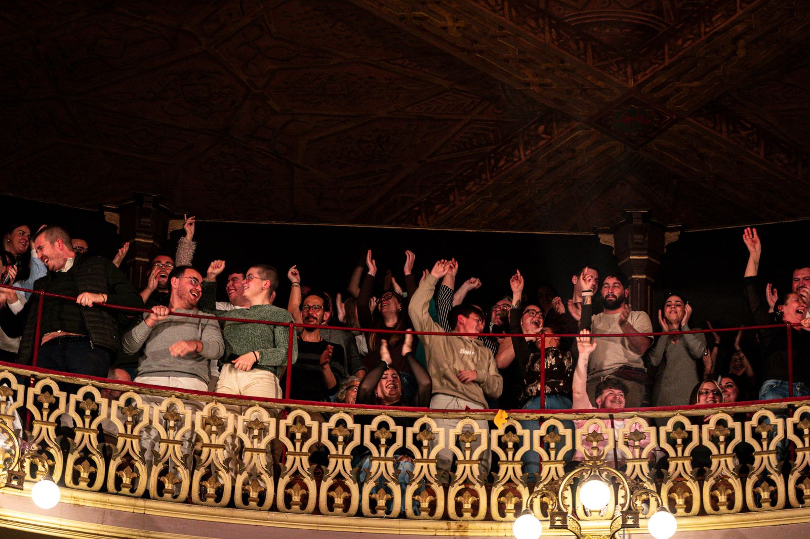 Búscate entre las mejores imágenes de la segunda sesión de cuartos de final del COAC 2026