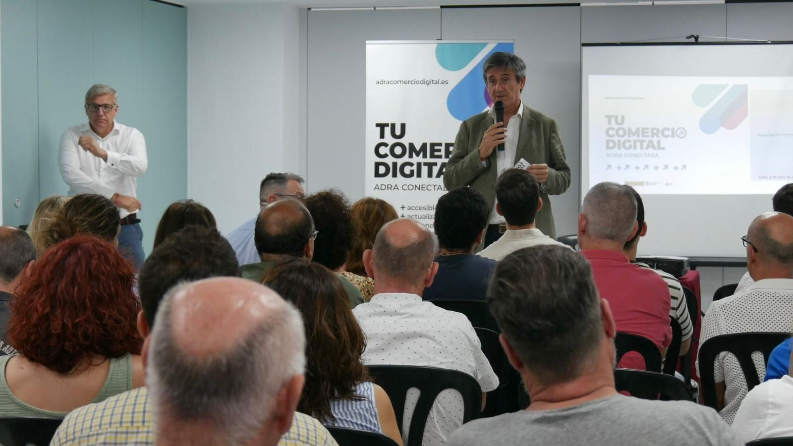 El Ayuntamiento de Adra lanza el Proyecto 'Adra Comercio Digital' El Ayuntamiento de Adra lanza el Proyecto 'Adra Comercio Digital'
