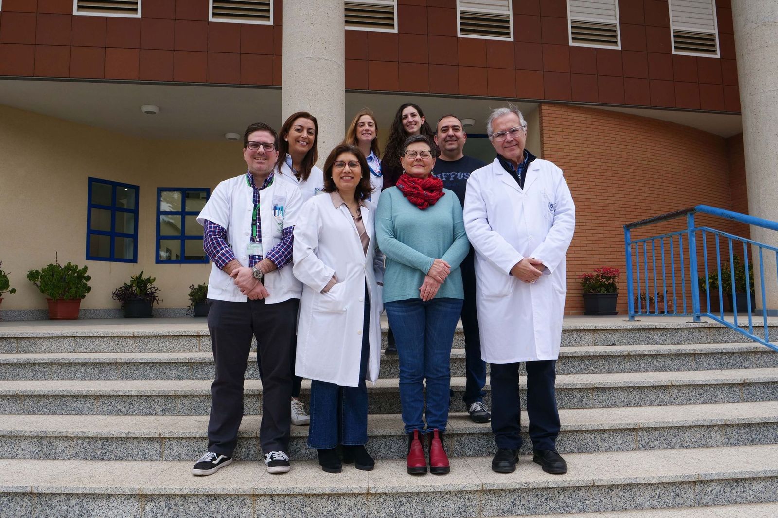 Profesionales que participan en la investigación.