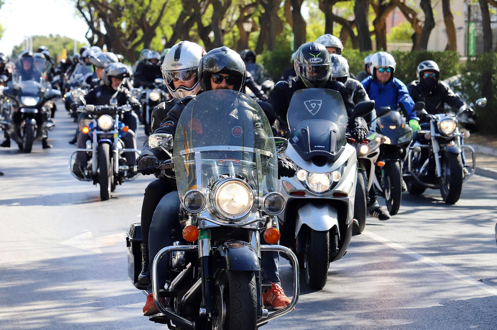 Salida de la III Ruta Moto-Solidaria en la Avenida de Andalucía. Salida de la III Ruta Moto-Solidaria en la Avenida de Andalucía.
