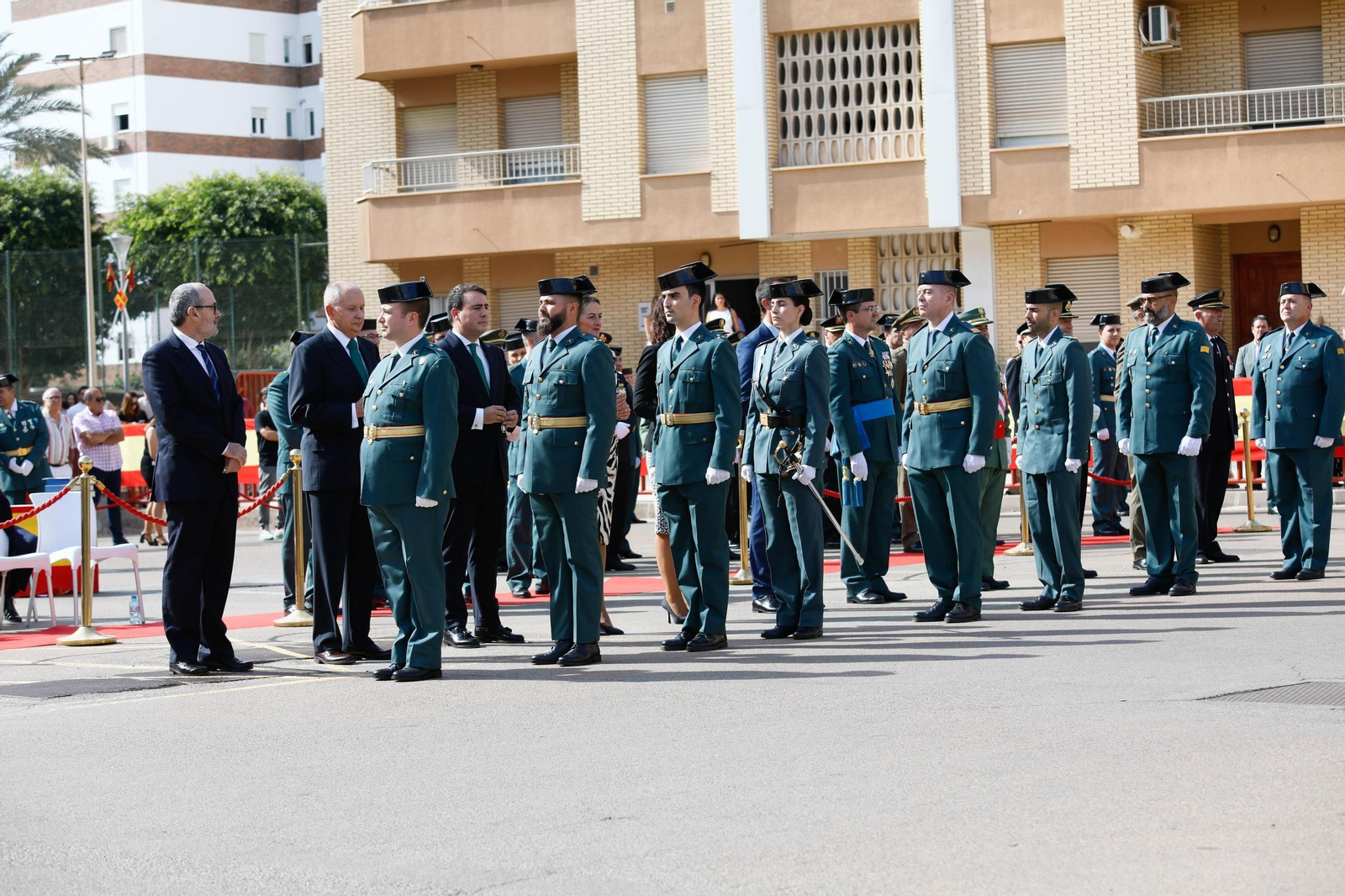 Los actos de la Guardia Civil en honor a la Virgen del Pilar, en imágenes