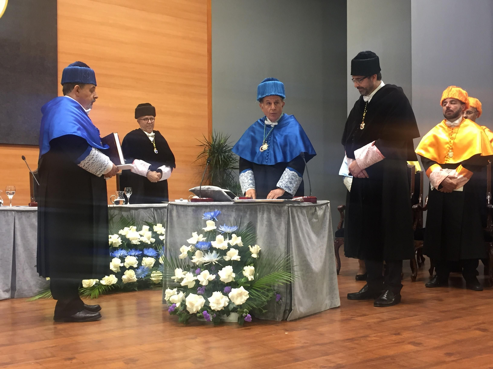 Antonio Pascual, investido doctor honoris causa por la Universidad de Jaén
