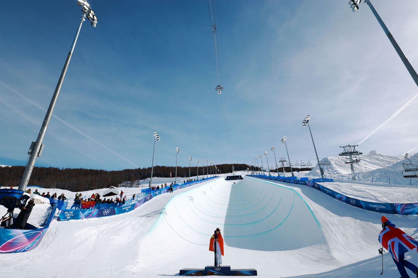 Las mejores fotos de los Juegos Olímpicos de invierno Milán Cortina d'Ampezzo 2026 | Ceremonia de clausura y jornada 17 y última