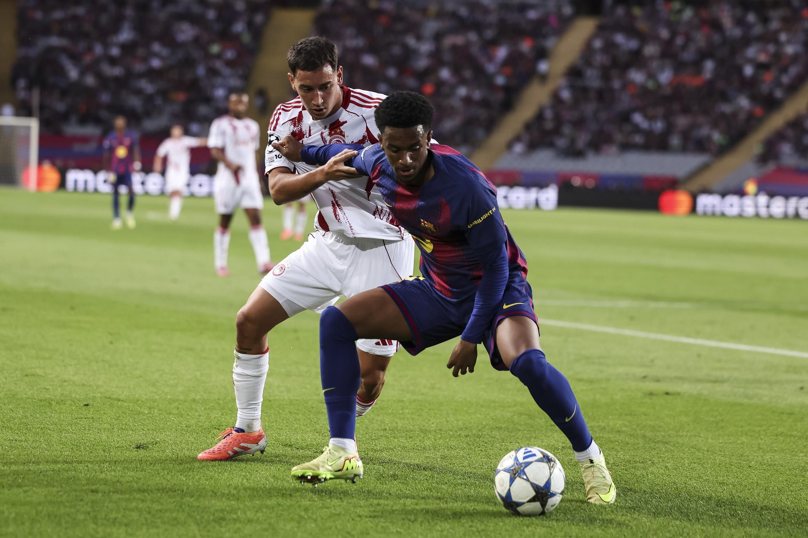 Las fotos del Barcelona-Olympiacos