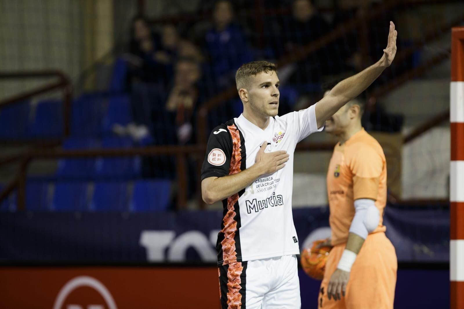 Alberto García se disculpa de la afición de ElPozo en la reciente Copa del Rey.