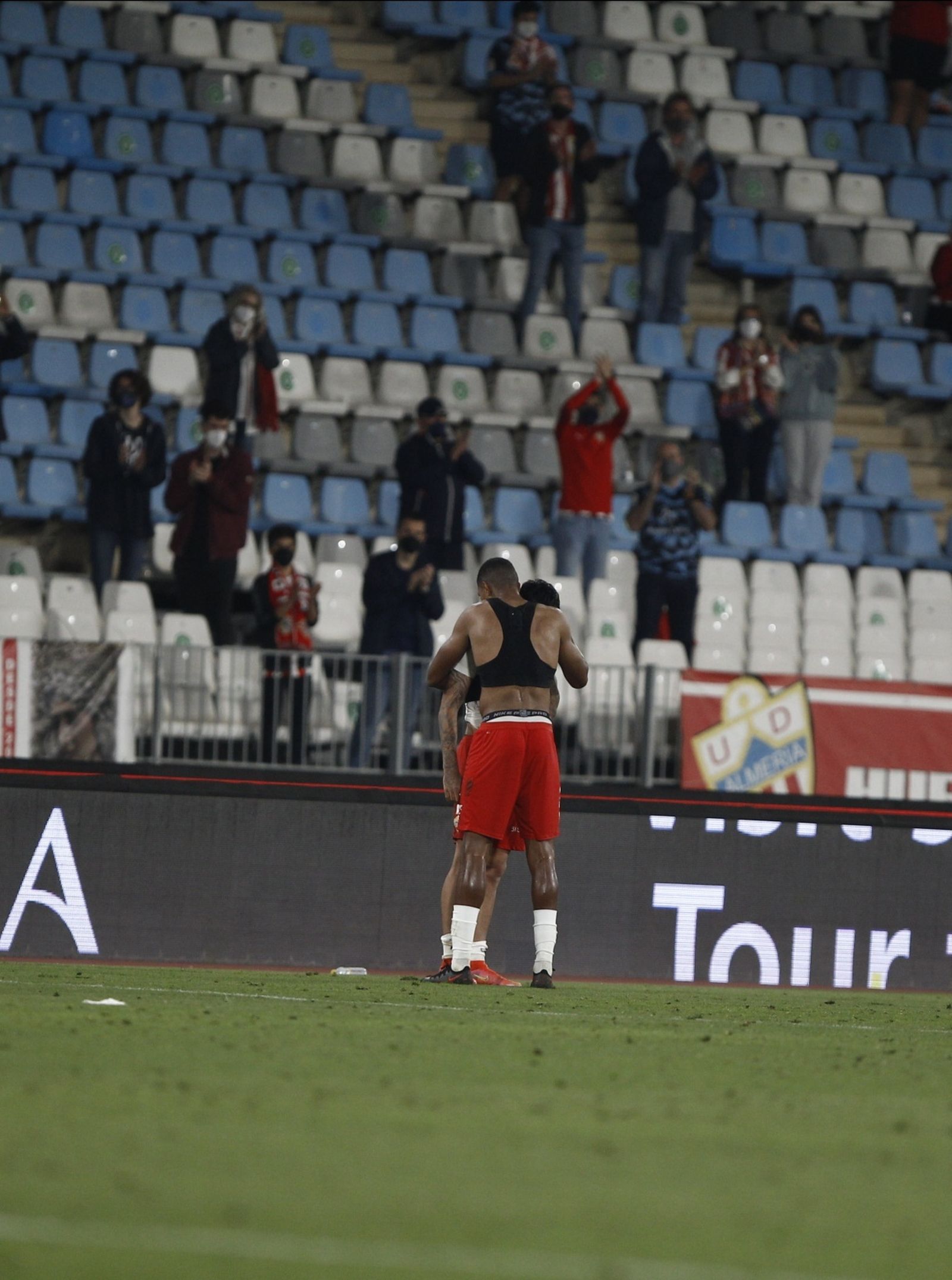 Las imágenes de Almería-Girona.