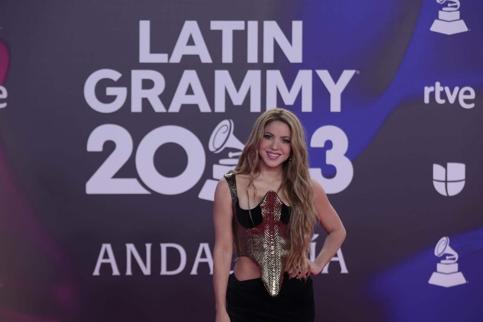 La alfombra roja de la gala de los Grammy Latinos 2023 en Sevilla, en imágenes