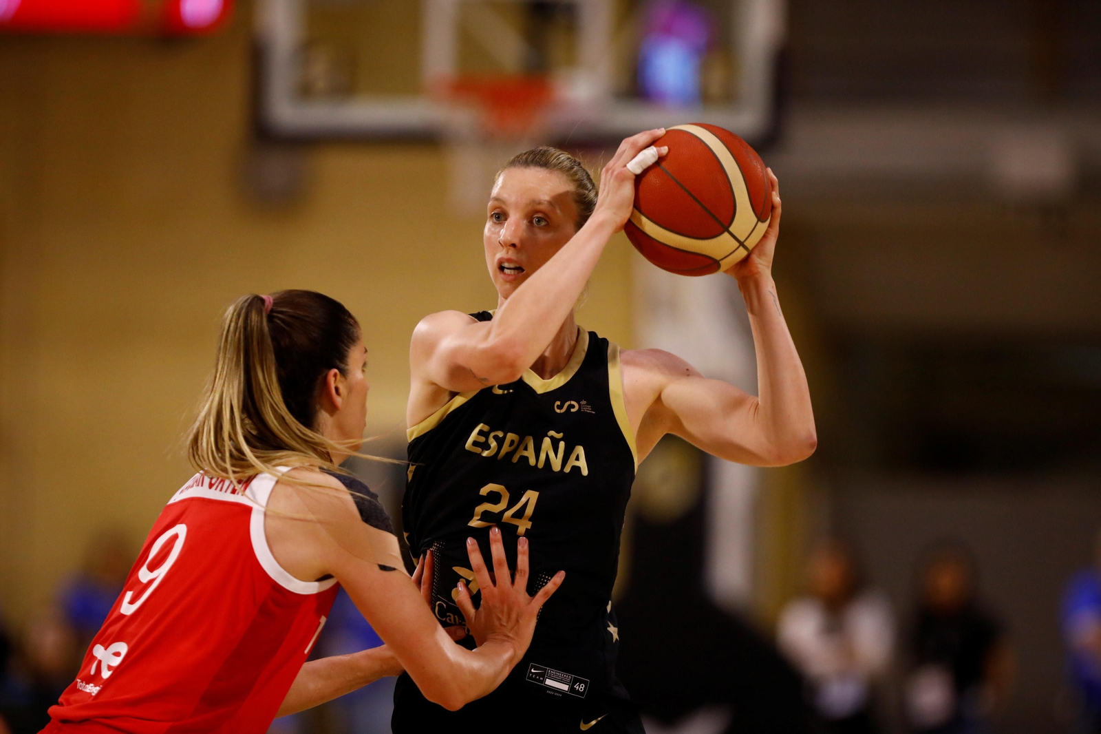 Las mejores fotos del triunfo de la selección española femenina de baloncesto sobre Turquía en Córdoba