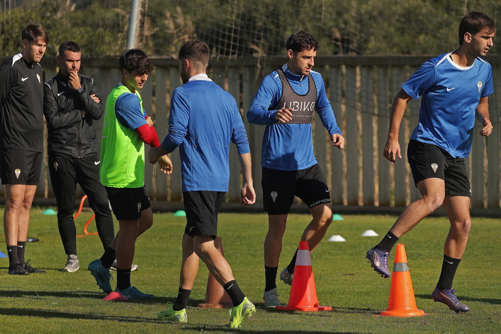 Fotos del entrenamiento del Algeciras preparatorio al partido del domingo en Marbella