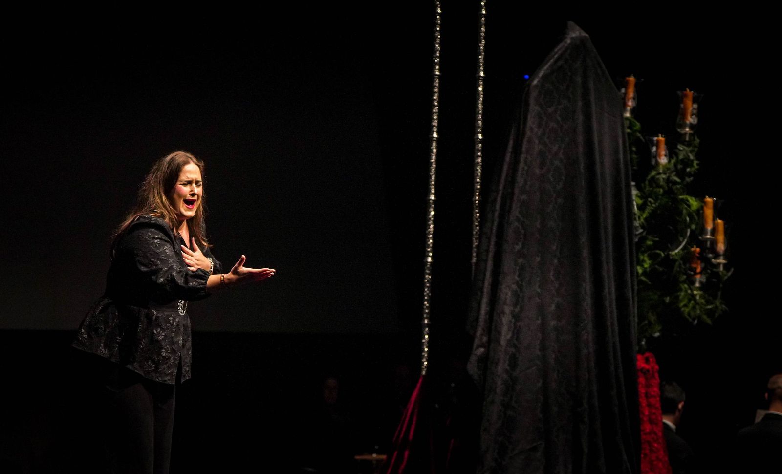 Imágenes de la presentación del cartel de la Semana Santa de Jerez 2026