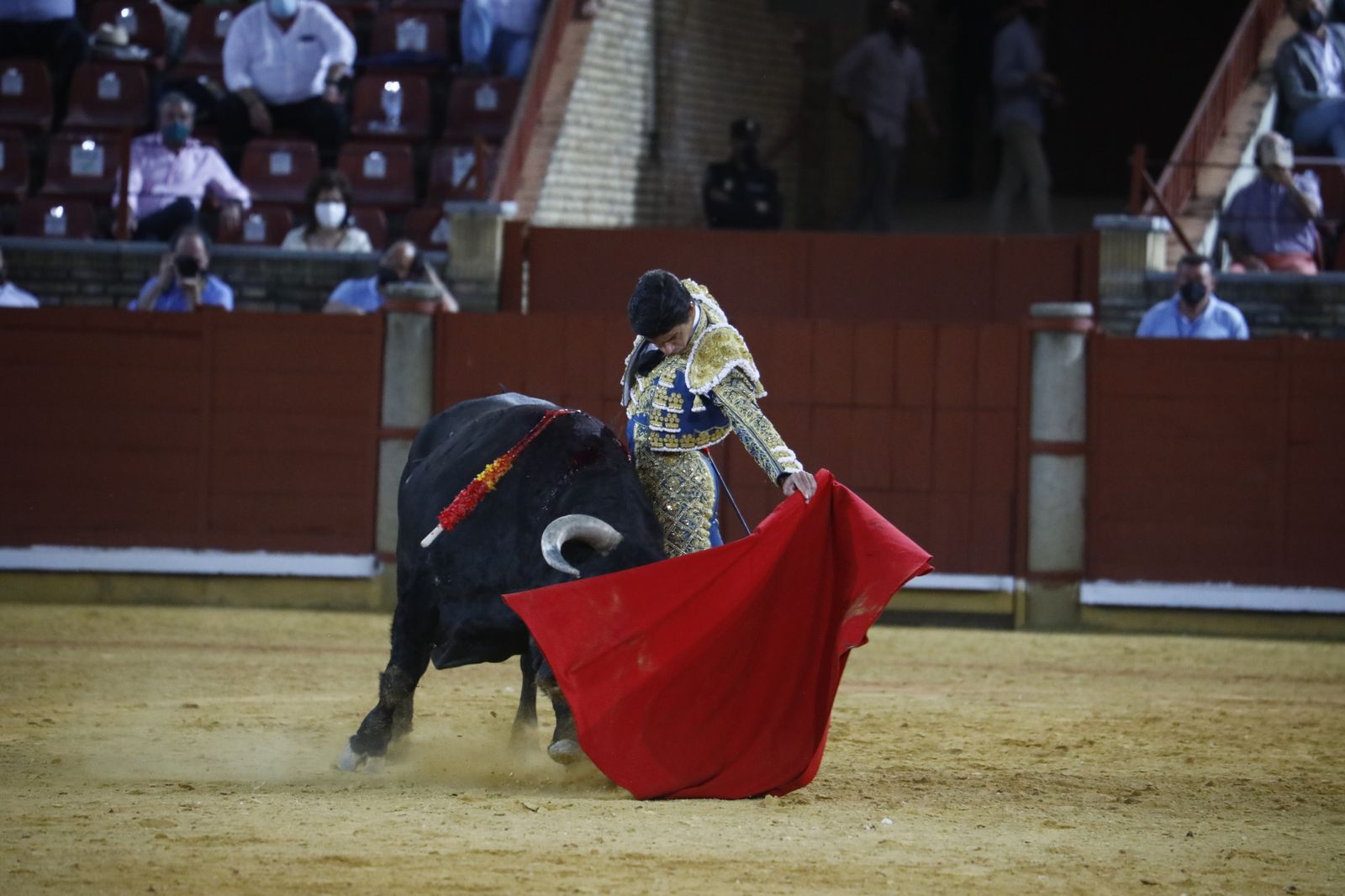 Las fotografías de la corrida mixta de la Feria Taurina de Córdoba con Roca Rey, Aguado y Ventura