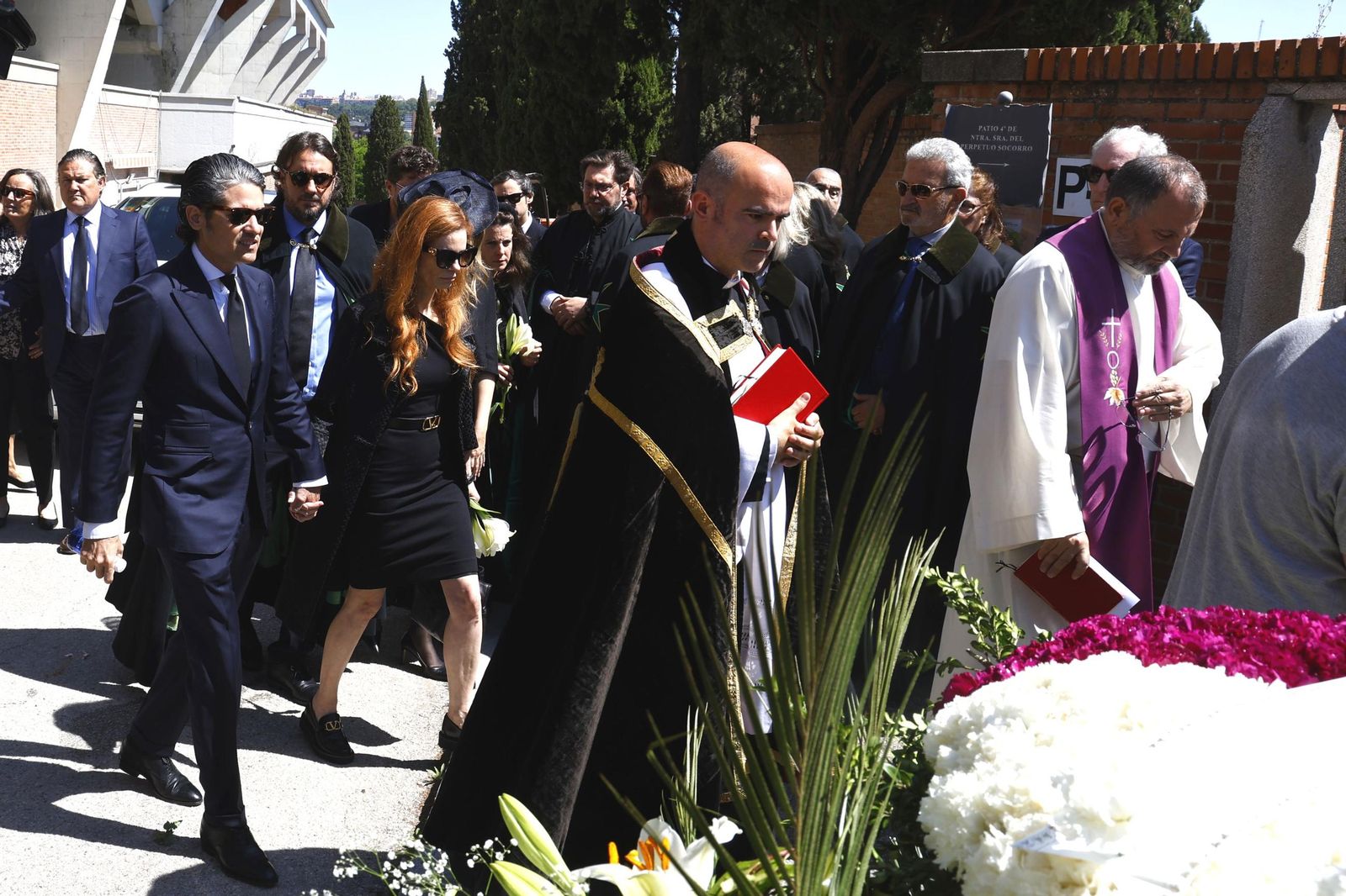 Familiares y amigos despiden a Francisco de Borbón y Escasany, duque de Sevilla: todas las fotos