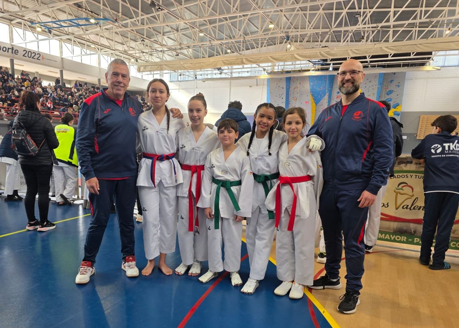 Expedición del conjunto jiennense en Baza.