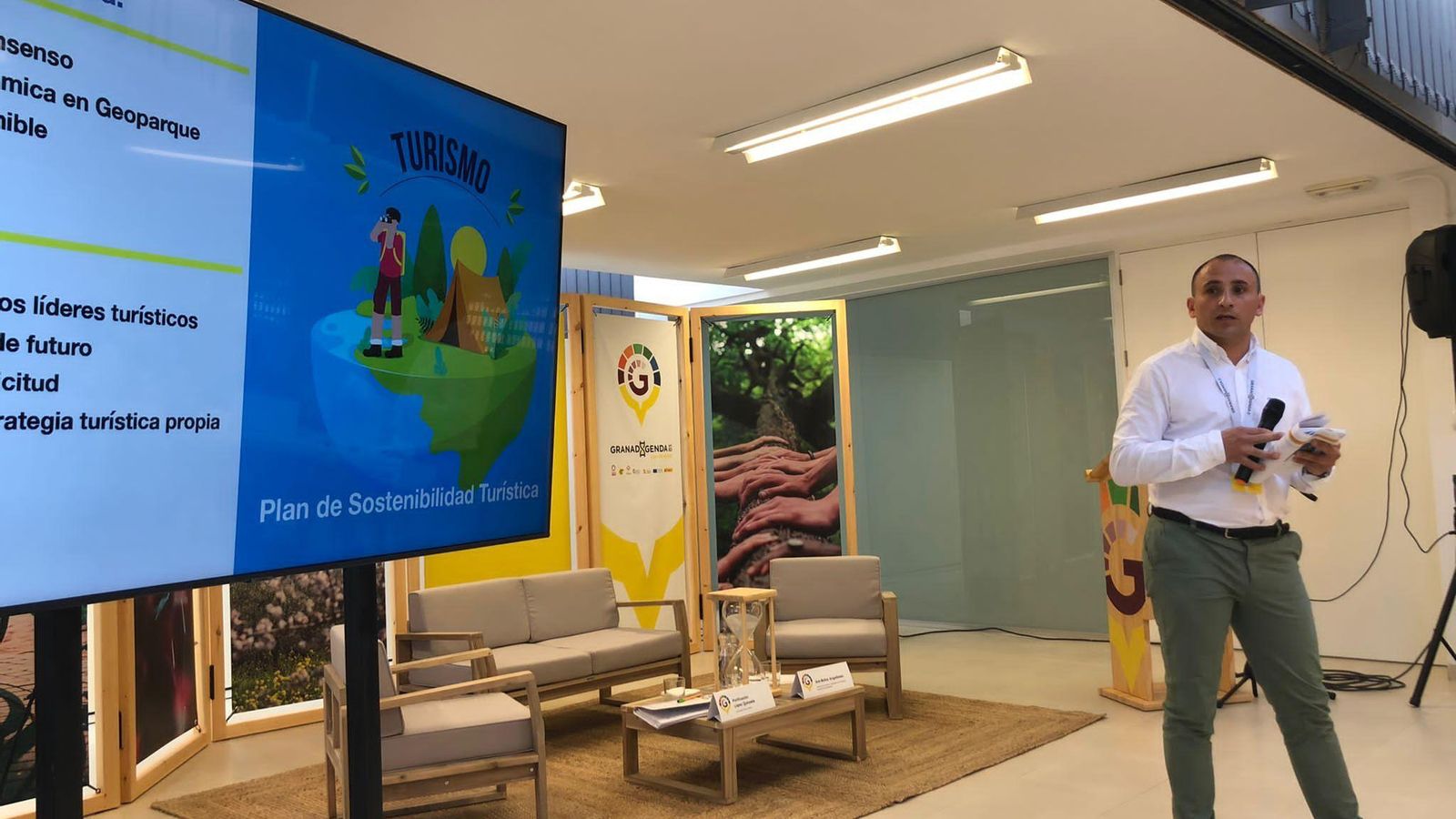 Presentación de los proyectos durante el encuentro