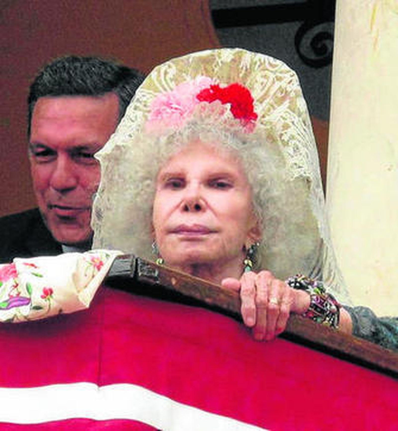 La duquesa de Alba pide permiso al Rey para casarse con Alfonso Díez