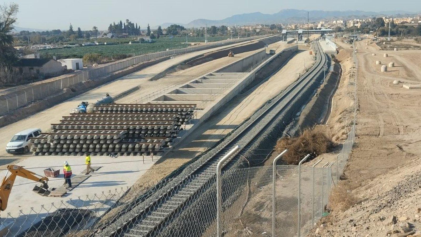 Obras en uno de los tramos de la LAV Murcia-Almería