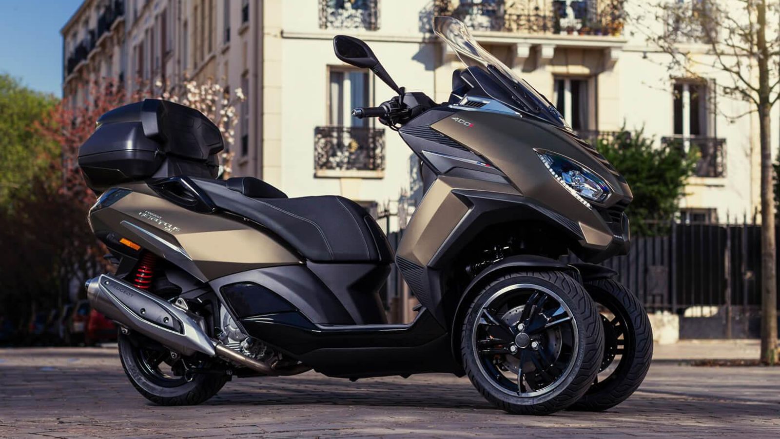 Detalles de Metropolis, la nueva moto de Peugeot.