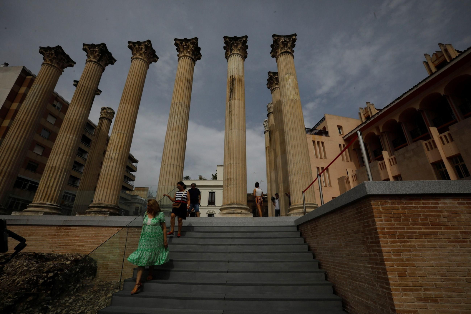 El primer día de visitas al Templo Romano, en imágenes