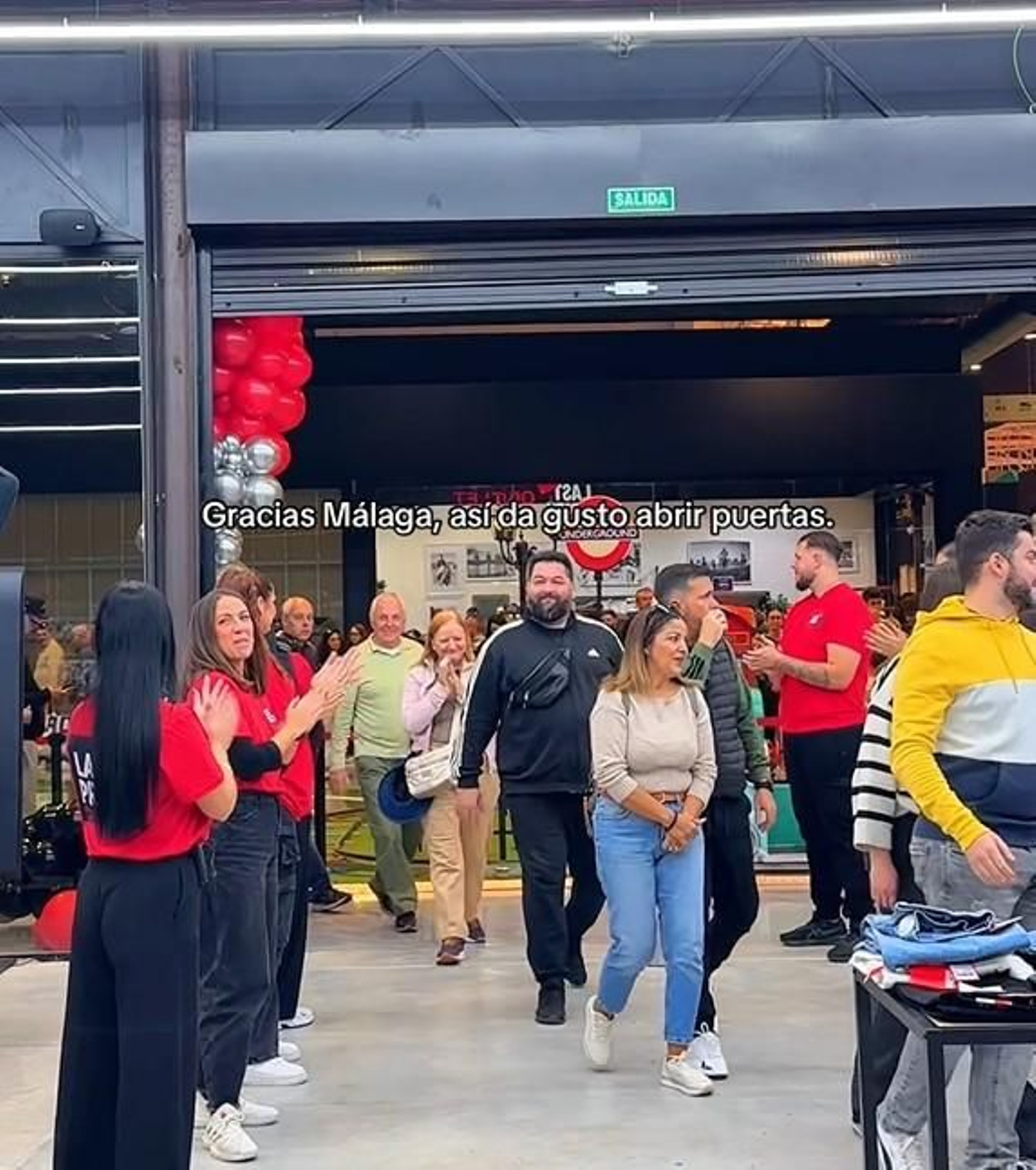 En la apertura de Last Price Outlet en Málaga.