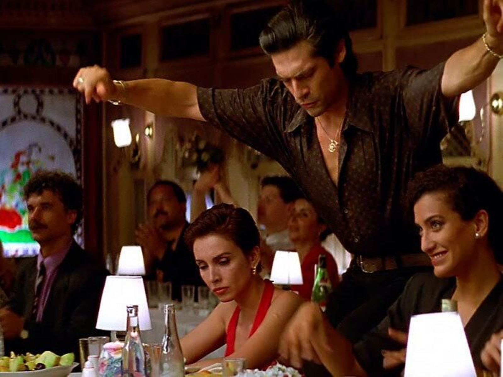 Una escena de la película de Vicente Aranda de 1994 'La pasión turca'