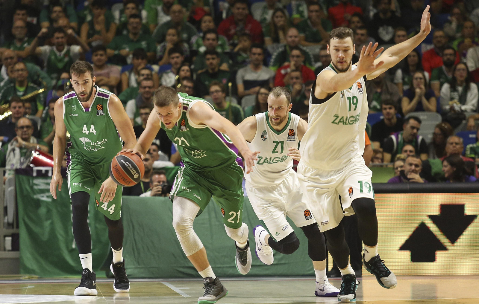 Los cinco años de Adam Waczynski en el Unicaja, en fotos