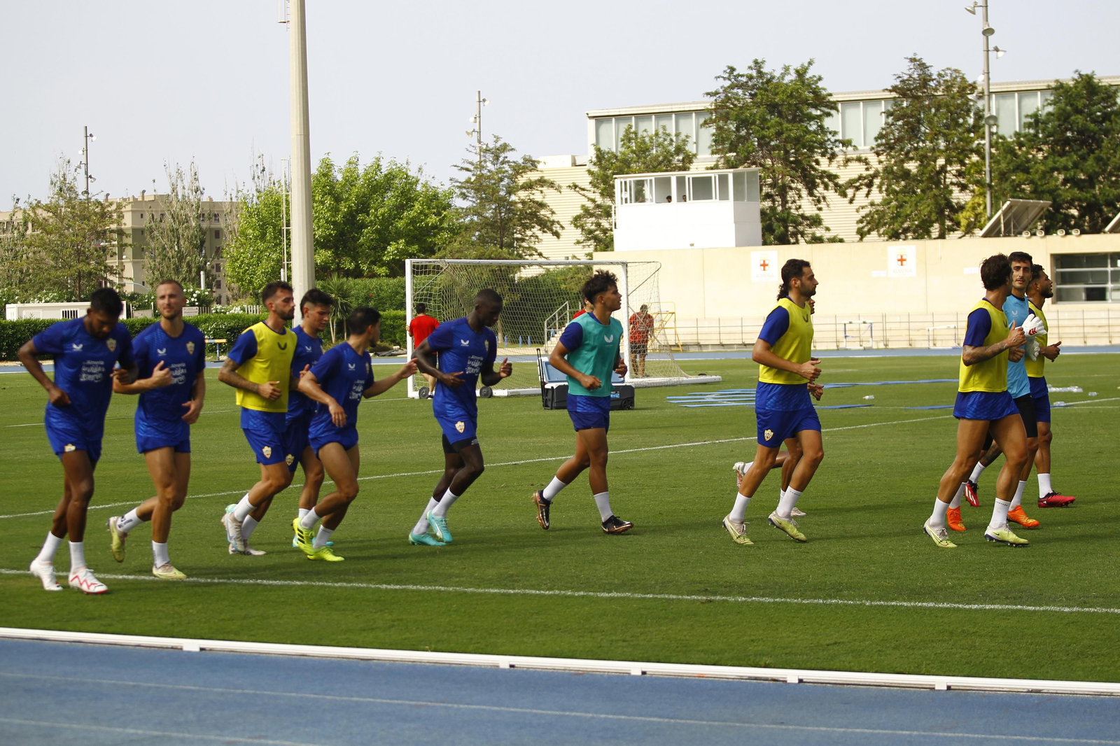 Primer entrenamiento de la temporada 2023-2024 para la UDA
