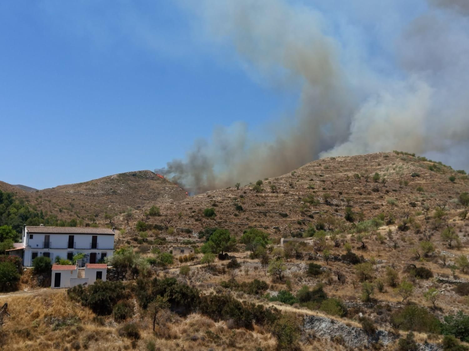 Incendio en el paraje Cortijo de Marchalico, en el municipio de Lubrín.