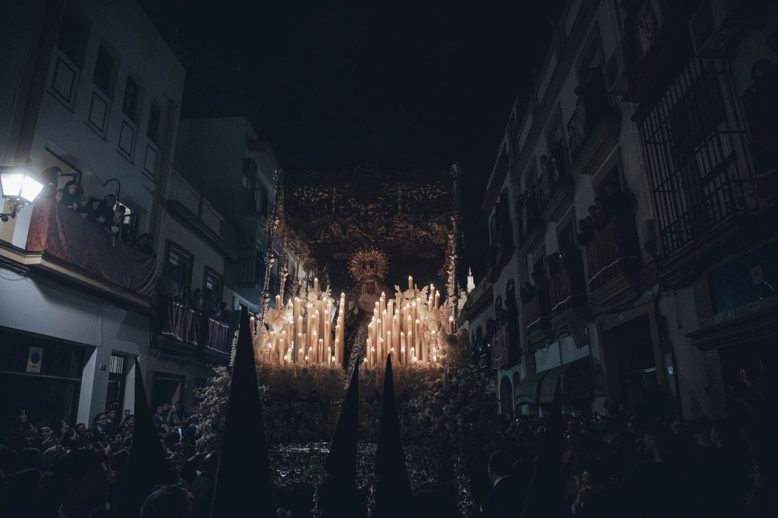 Las imágenes de la Hermandad de la Esperanza de Triana en la Semana Santa de Sevilla 2023