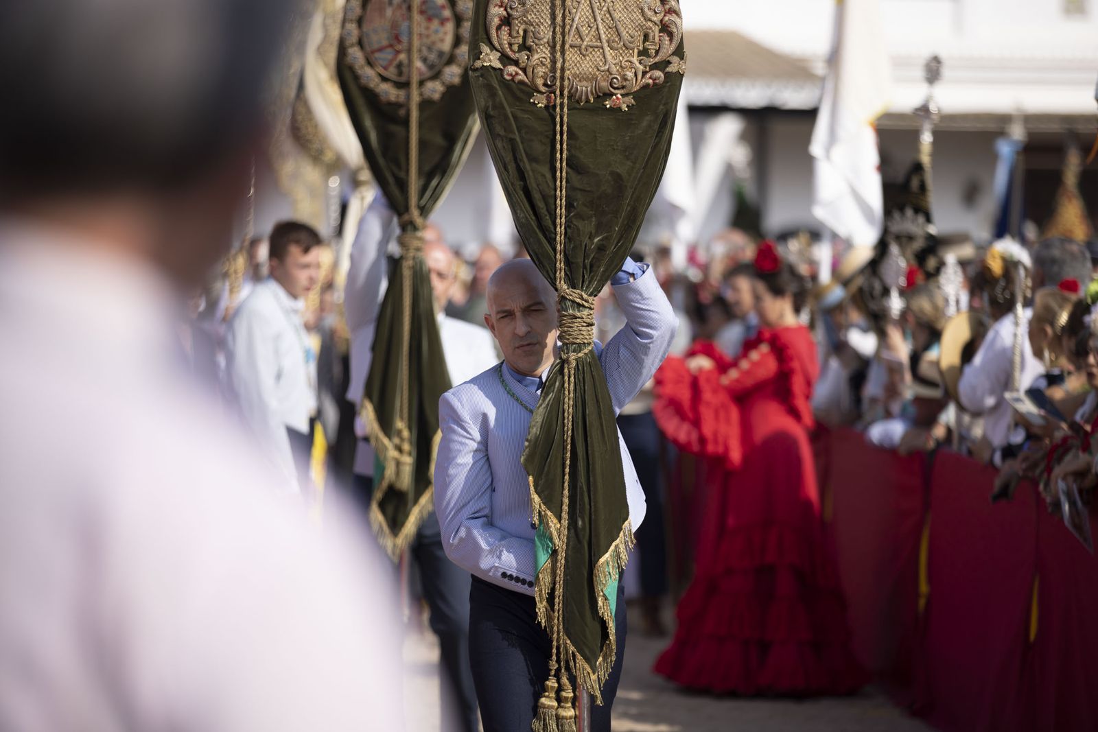 El Rocio 2023: Imágenes de la misa Pontifical del Domingo de Pentecostés