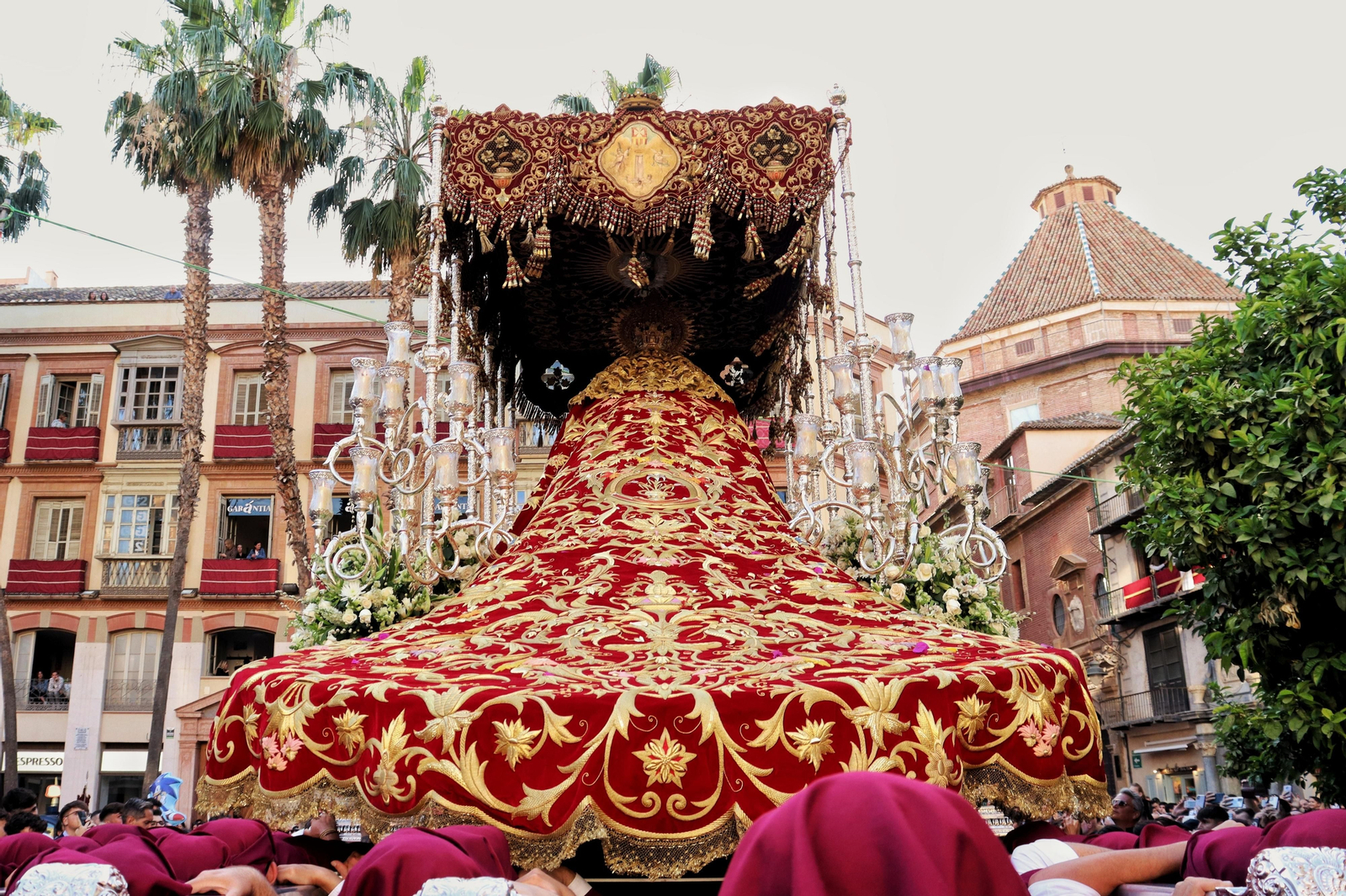 Las fotos del Cristo de los Gitanos, en el Lunes Santo de Málaga 2023