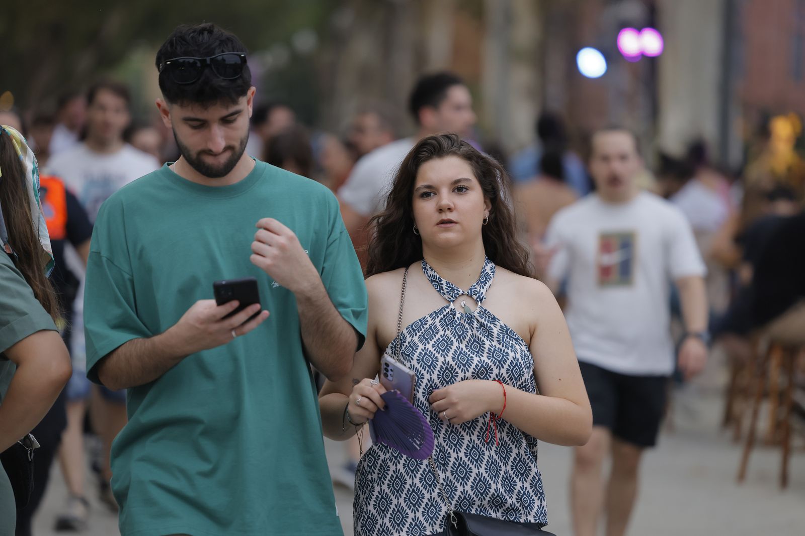 Búscate en las fotos del concierto de Bizarrap