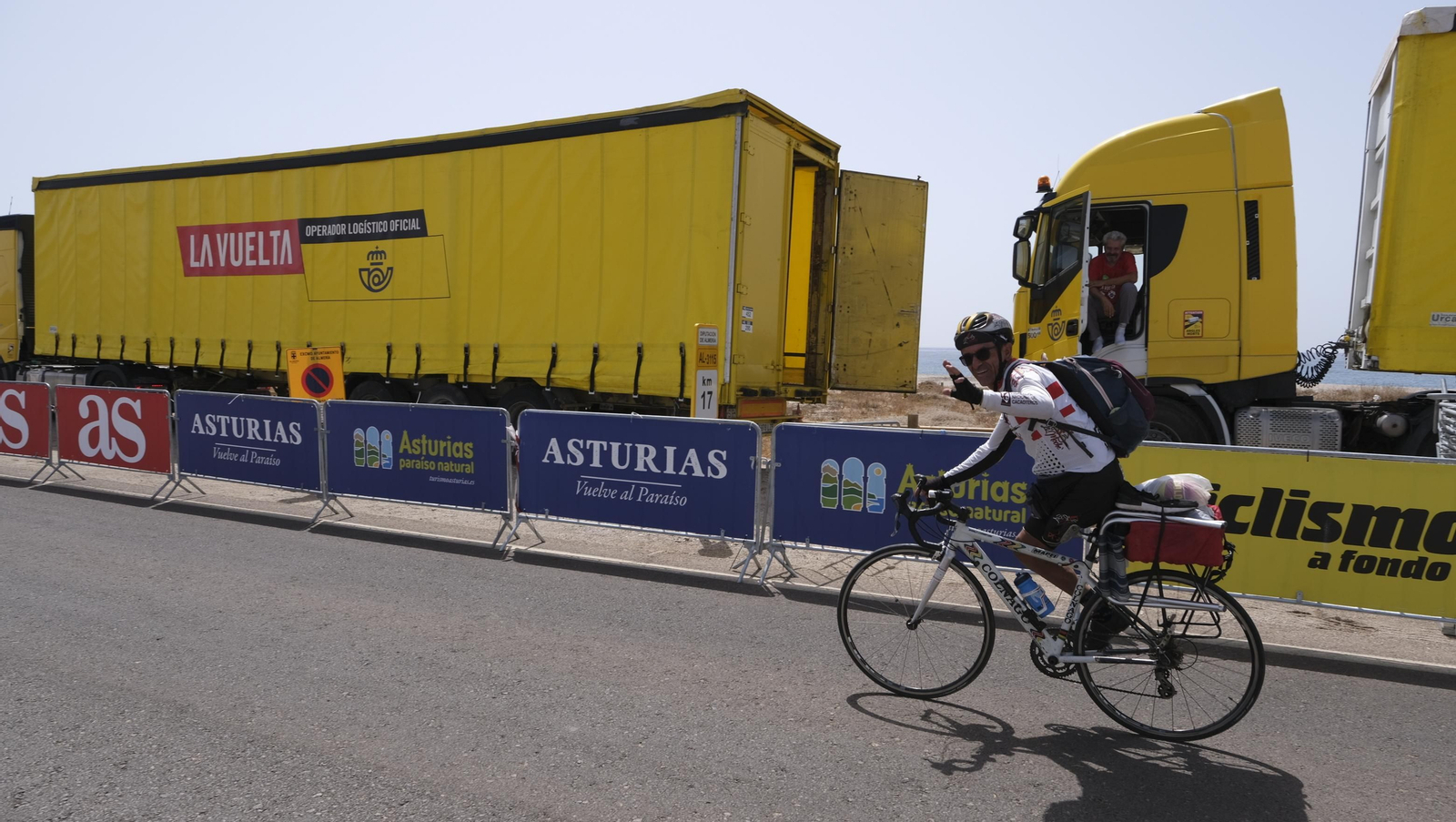 Imágenes de la etapa de la Vuelta a España con llegada en Cabo de Gata, Almería