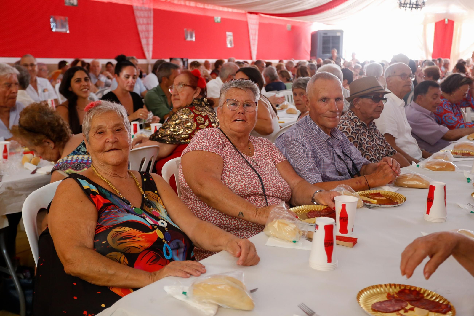 Búscate en las fotos del lunes en la Feria de Tarifa