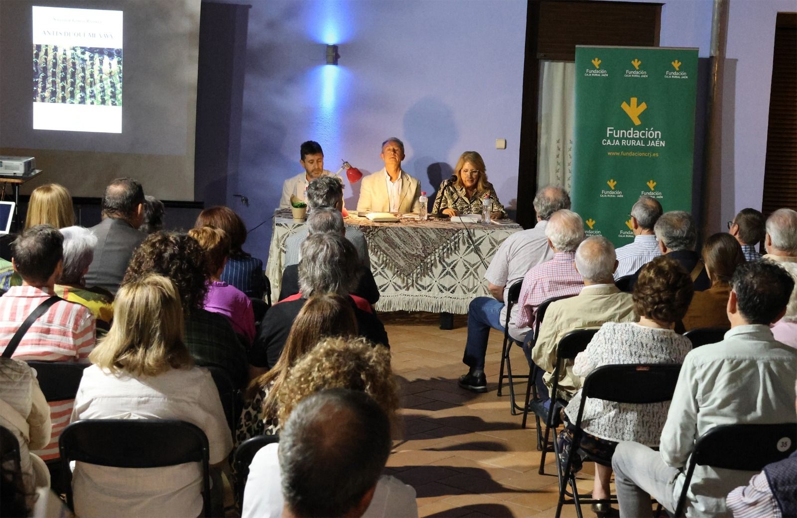 Presentación en Baeza del libro de Salvador García Ramírez.