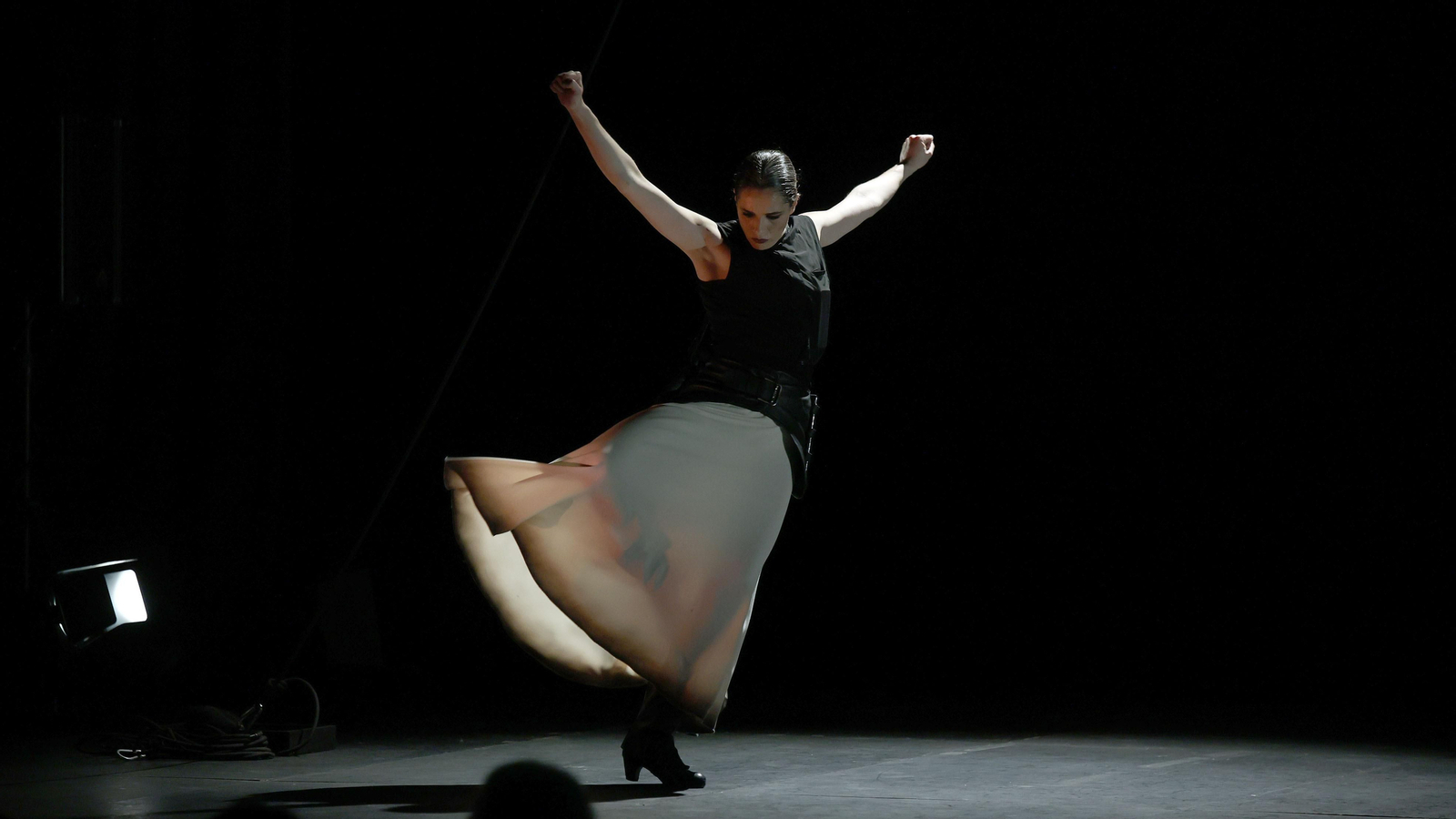 Sara Jiménez con 'Ave de Plata' en los Museos de la Atalaya