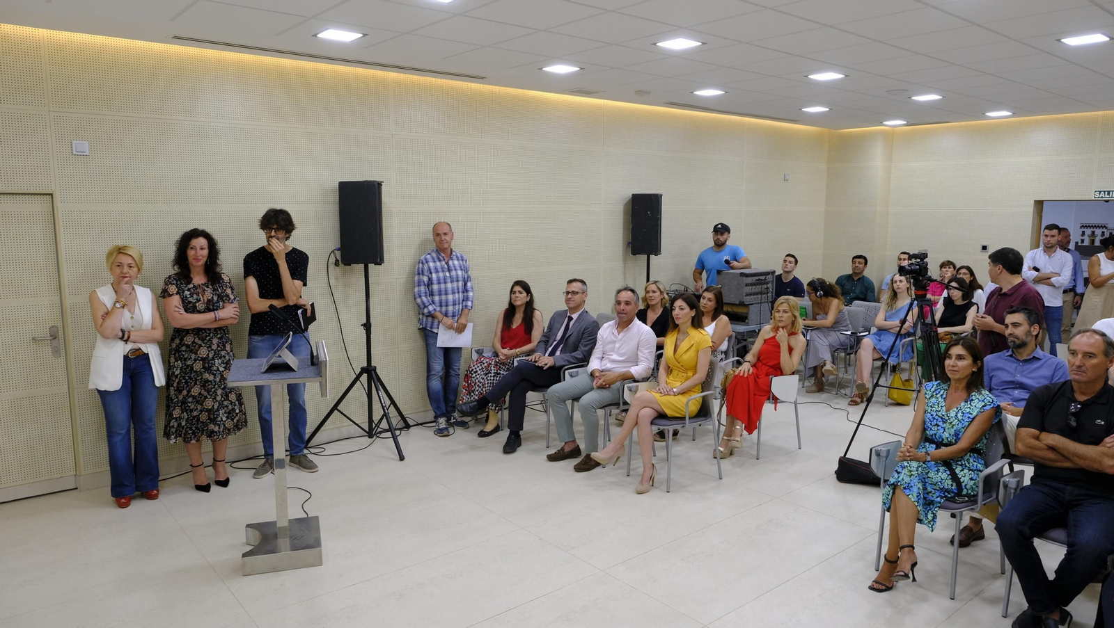 Presentada la peatonalización del Paseo de Almería, en imágenes