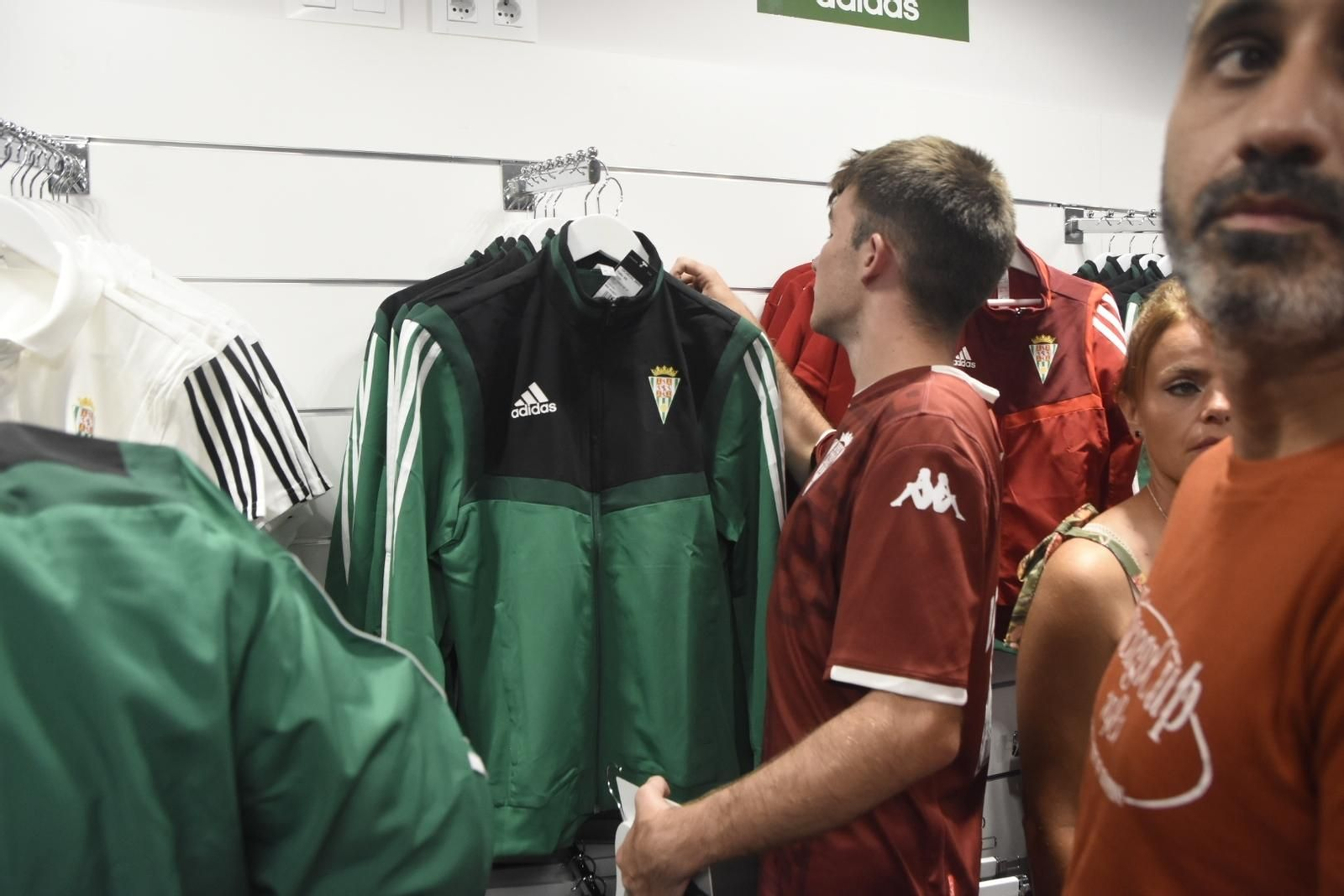 La presentación de las nuevas equipaciones del Córdoba CF, en imágenes
