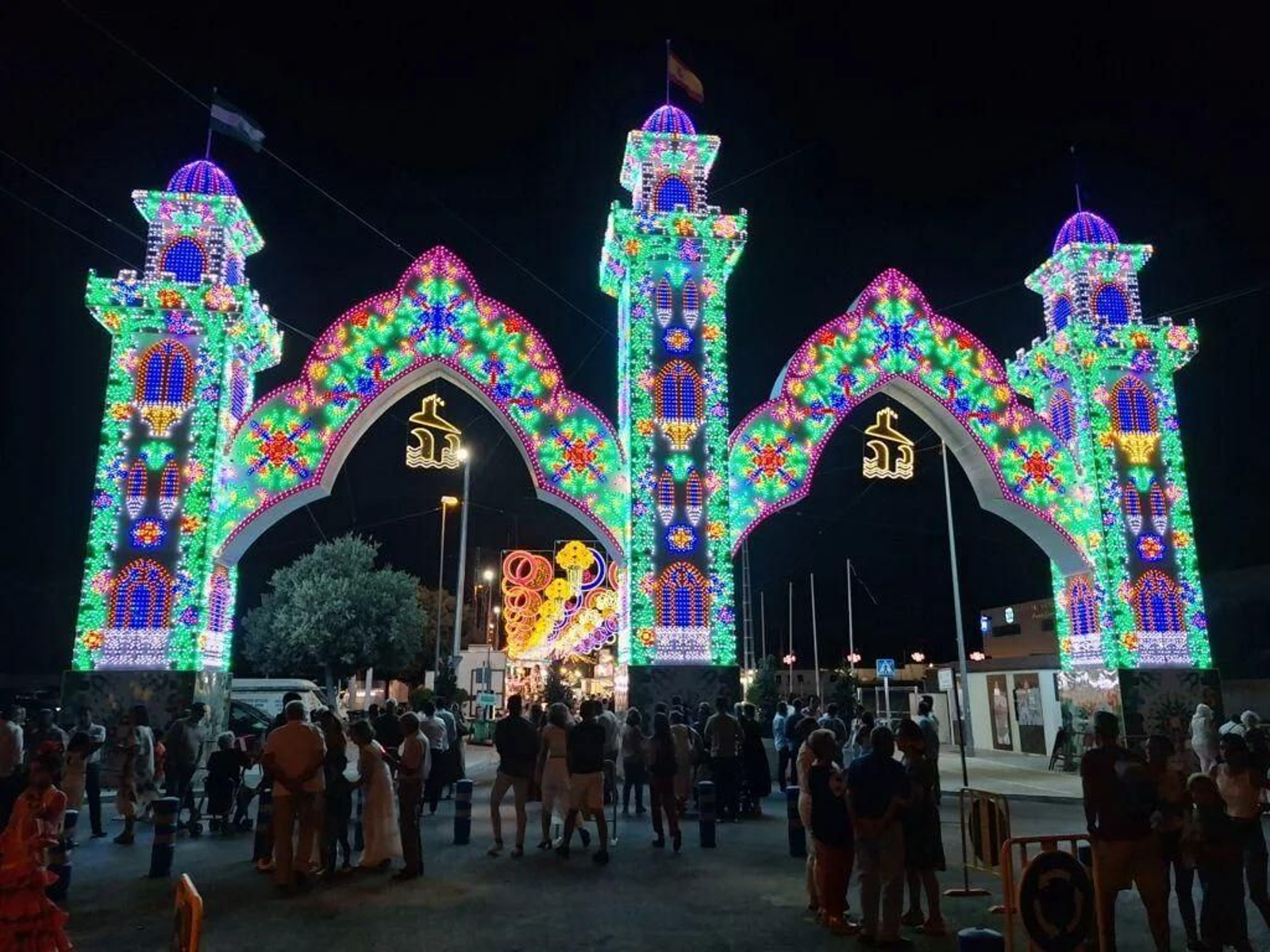 Portada de la Feria Real de Puente Genil.