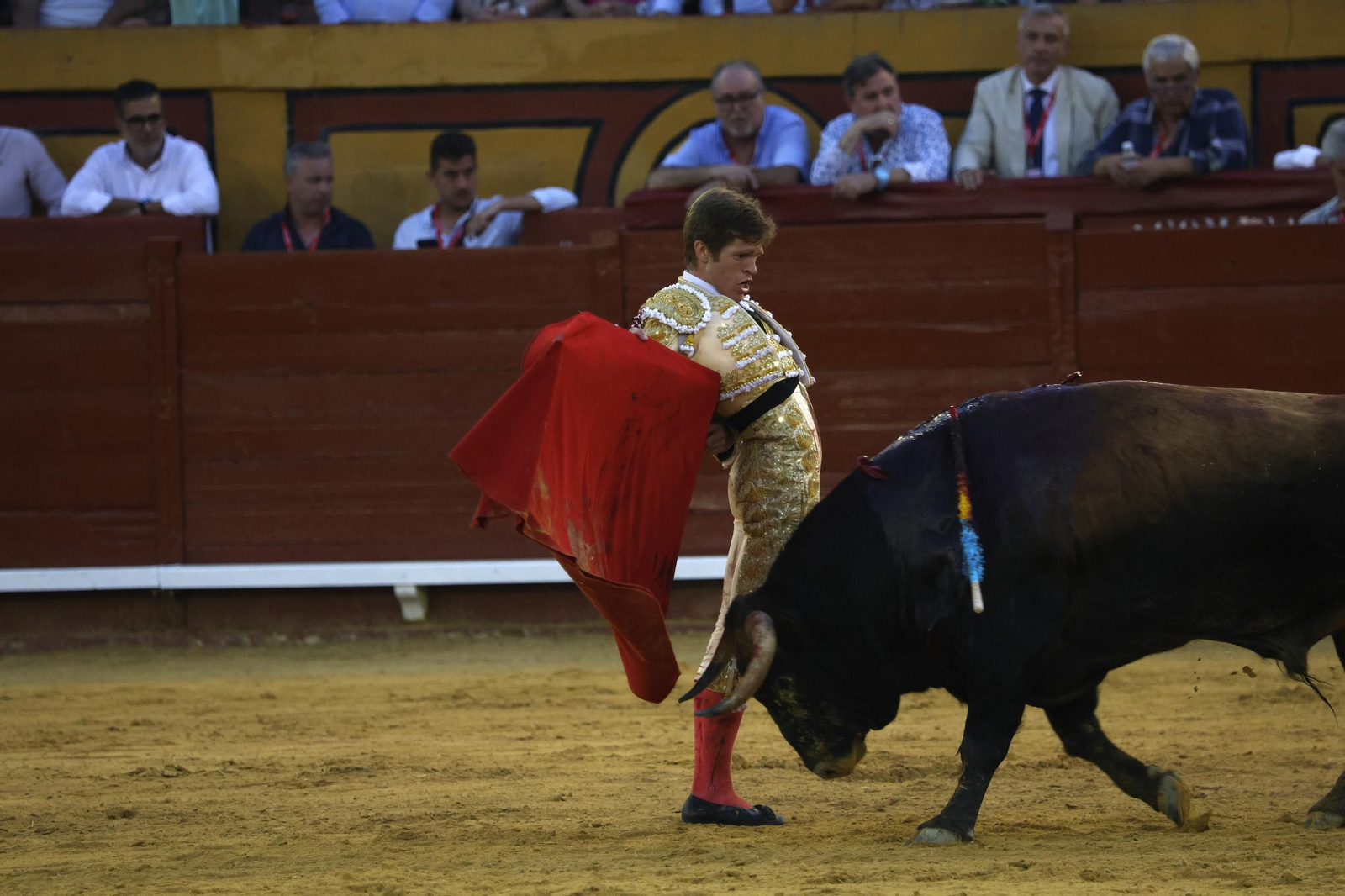 Fotos de la brava corridade La Palmosilla con Emilio de Justo, Borja Jiménez y David de Miranda