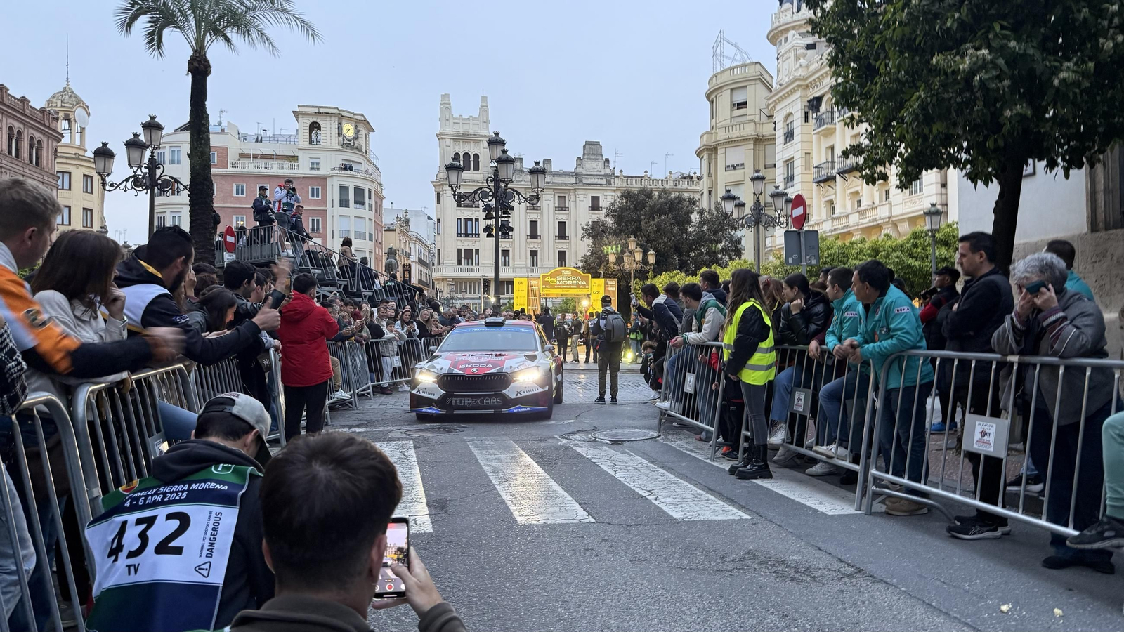 Las mejores fotos de la ceremonia de salida del Rallye Sierra Morena 2025