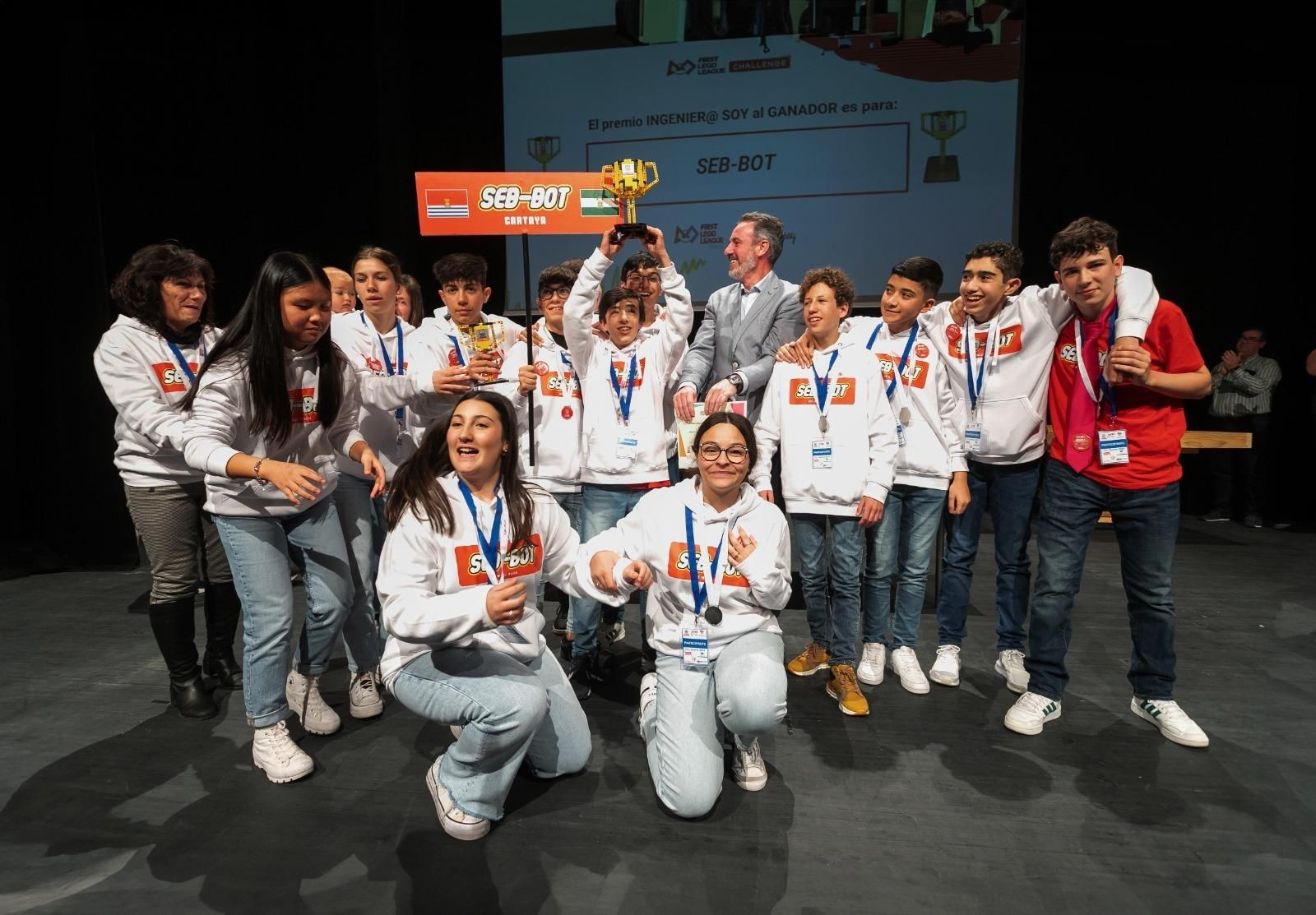 Los niños y futuros ingenieros de Cartaya se convierten en ganadores de la First Lego League con su singular robot