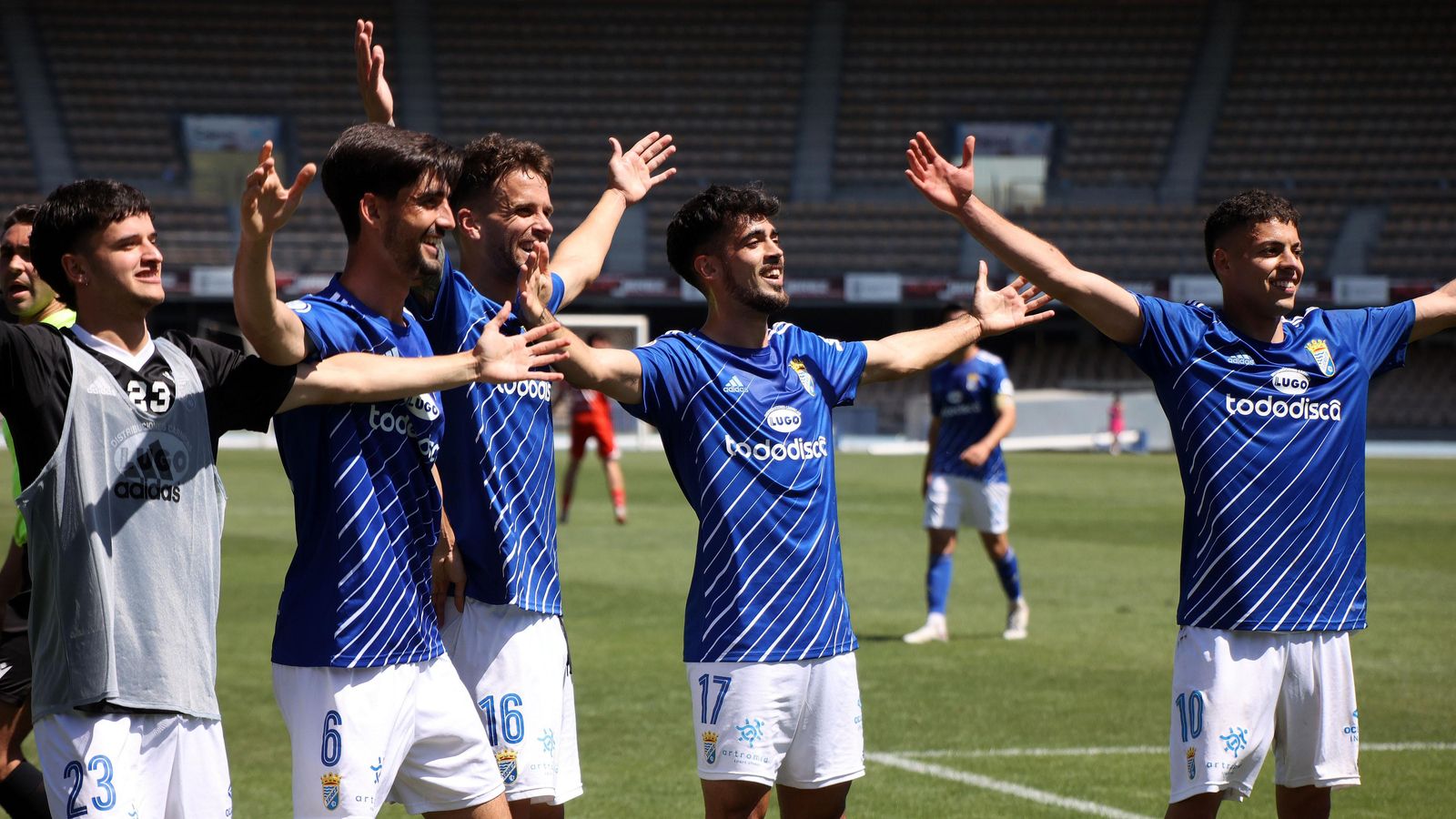 Iván Navarro celebra el triunfo a lo Bellingham.
